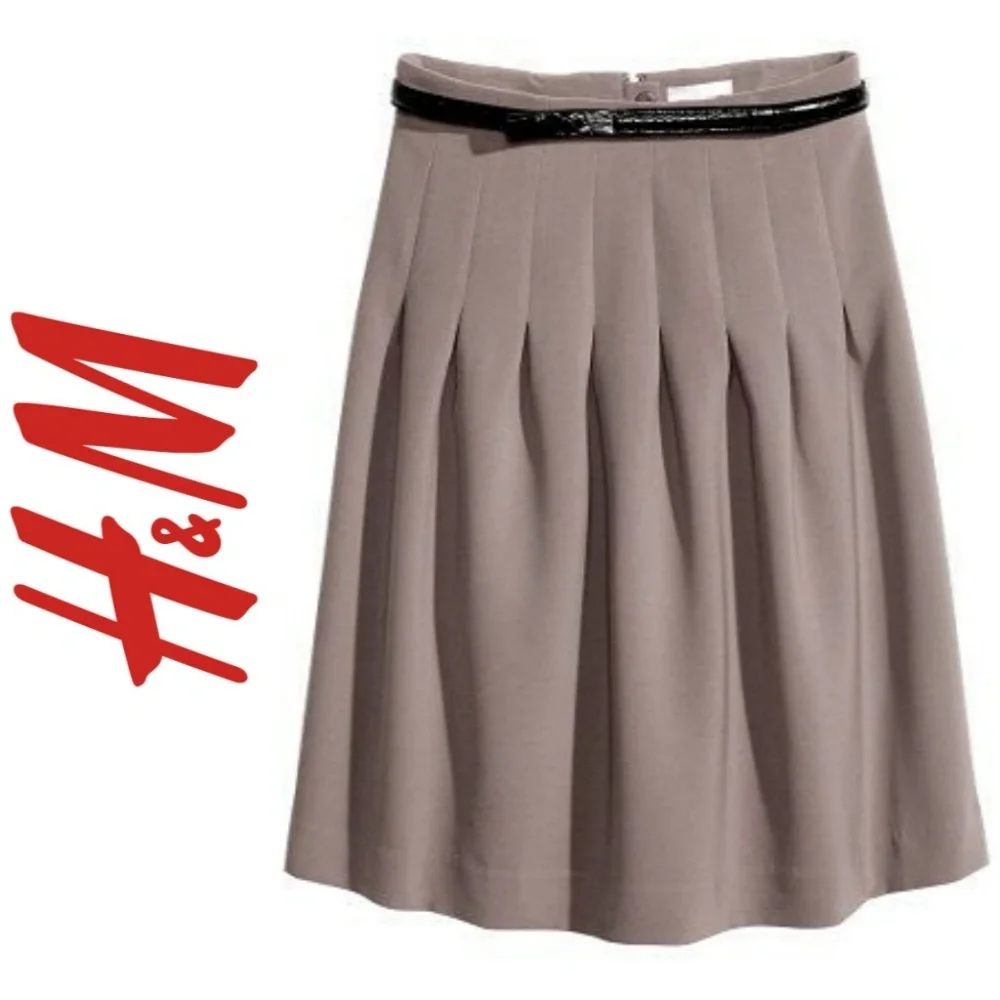 $10 CLEARANCE! H&M Taupe Circle A Line Pleat Midi Skirt - Picture 1 of 9